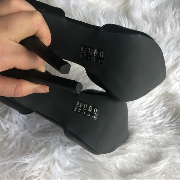 Michael Antonio Lander Pump - Picture 5 of 7